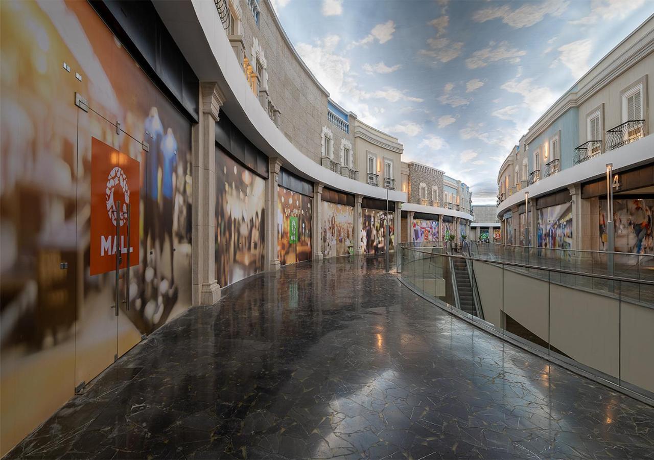 Crystal Inn Hotel - Alamein (Adults Only) El Alamein Exteriör bild The interior of the shopping centre